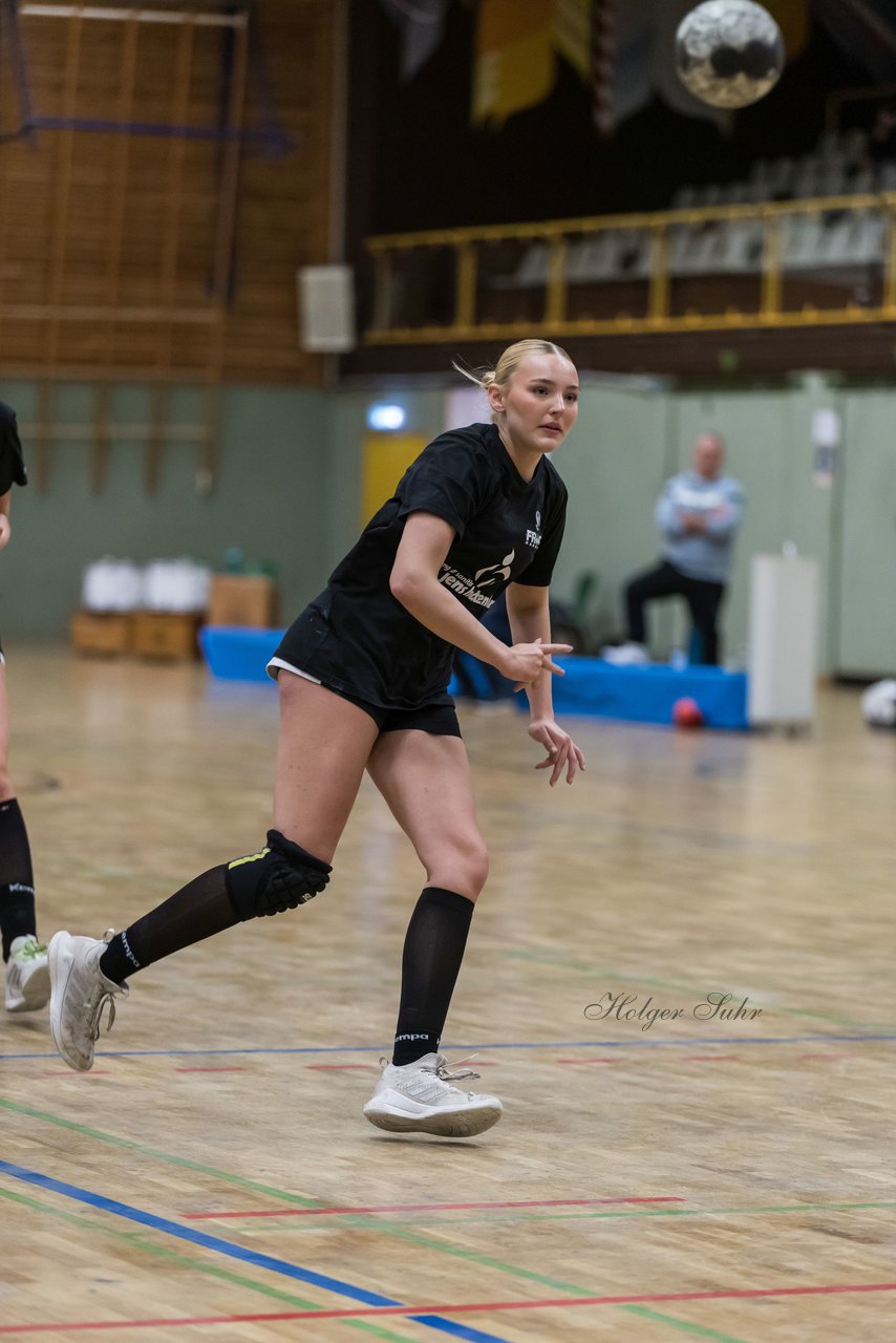 Bild 123 - wBJ SV Henstedt Ulzburg - TuRa Meldorf : Ergebnis: 22:38